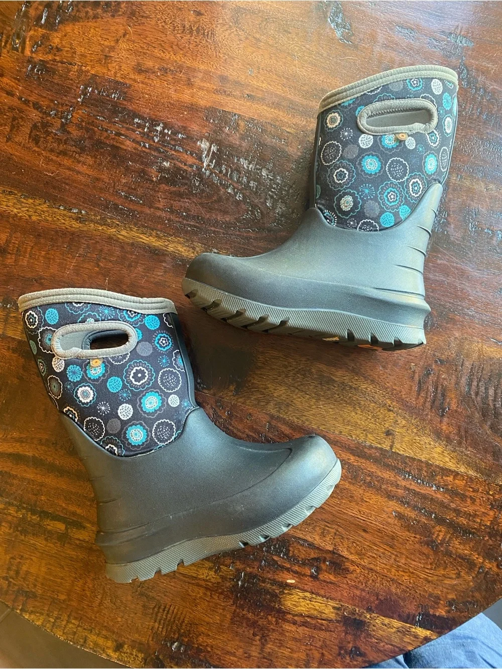 Kids' BOGS Neo Classic Waterproof Insulated Winter Boots size 12 -35F
